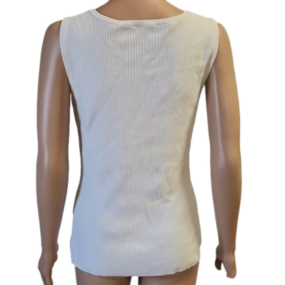𝅺White ribbed tank top (code-P157) - Picture 2 of 2